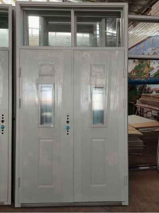 山阳学校教室门 山阳学校教室门