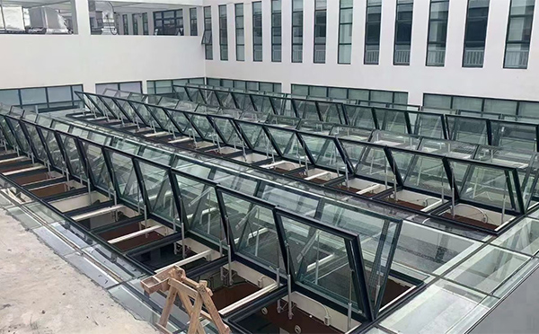 百安科技有限公司近期山阳排烟窗项目案例分享 百安科技有限公司近期山阳排烟窗项目案例分享